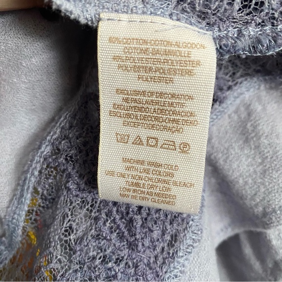 Free People Lilac Crochet Tunic Top size small - Picture 7 of 8